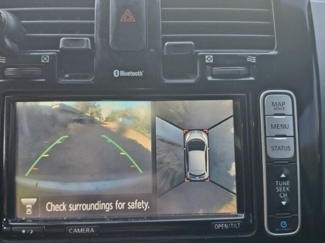 Серый Ниссан Лиф, объемом двигателя 0 л и пробегом 20 тыс. км за 9000 $, фото 6 на Automoto.ua