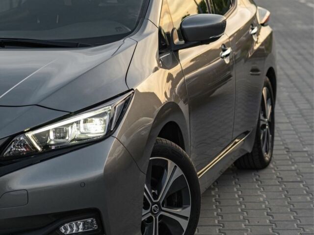Серый Ниссан Лиф, об'ємом двигуна 0 л та пробігом 39 тис. км за 14000 $, фото 1 на Automoto.ua