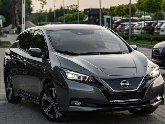 Серый Ниссан Лиф, об'ємом двигуна 0 л та пробігом 39 тис. км за 14000 $, фото 7 на Automoto.ua