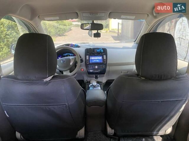 Синий Ниссан Лиф, объемом двигателя 0 л и пробегом 150 тыс. км за 5000 $, фото 6 на Automoto.ua