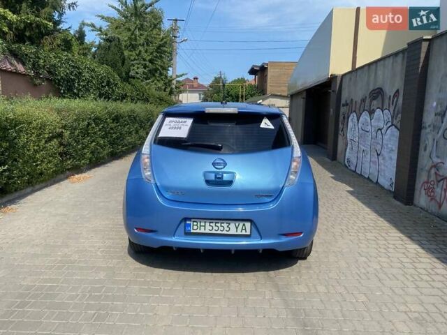 Синий Ниссан Лиф, объемом двигателя 0 л и пробегом 150 тыс. км за 5000 $, фото 2 на Automoto.ua