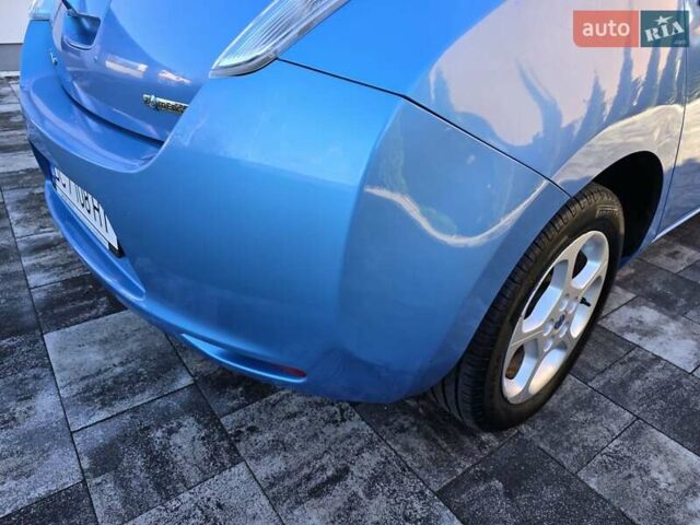 Синий Ниссан Лиф, объемом двигателя 0 л и пробегом 80 тыс. км за 4300 $, фото 48 на Automoto.ua