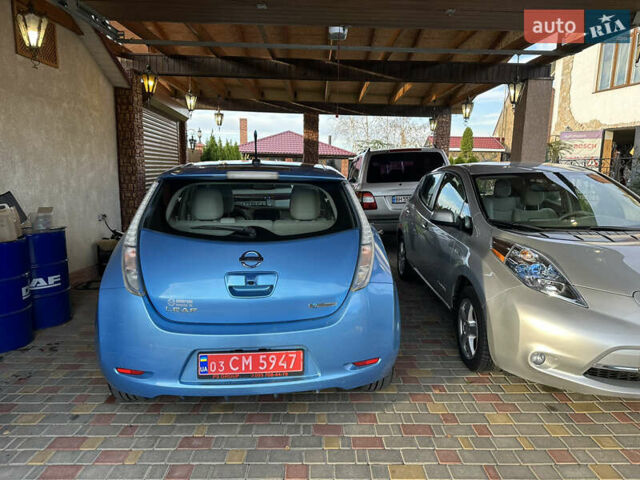 Синий Ниссан Лиф, объемом двигателя 0 л и пробегом 138 тыс. км за 5500 $, фото 5 на Automoto.ua