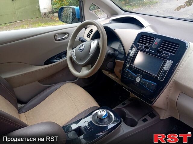 Синій Ніссан Ліф, об'ємом двигуна 0 л та пробігом 111 тис. км за 4600 $, фото 9 на Automoto.ua