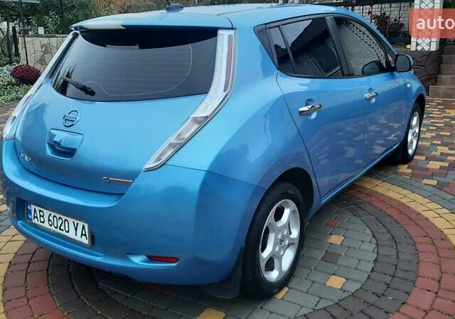 Синий Ниссан Лиф, объемом двигателя 0 л и пробегом 126 тыс. км за 4600 $, фото 17 на Automoto.ua