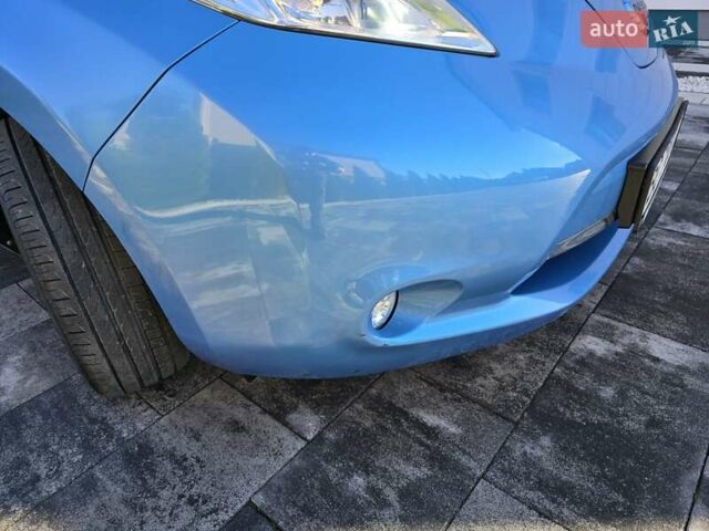 Синий Ниссан Лиф, объемом двигателя 0 л и пробегом 80 тыс. км за 4300 $, фото 57 на Automoto.ua