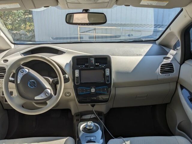 Синий Ниссан Лиф, объемом двигателя 0 л и пробегом 155 тыс. км за 4999 $, фото 1 на Automoto.ua