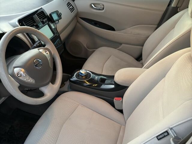 Синий Ниссан Лиф, объемом двигателя 0 л и пробегом 161 тыс. км за 5150 $, фото 8 на Automoto.ua