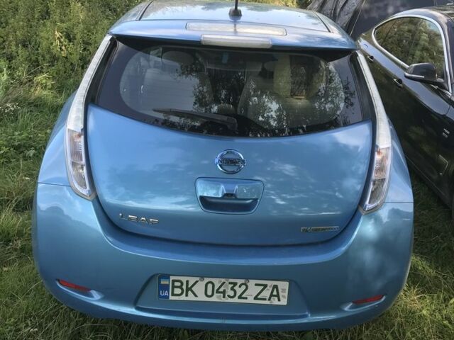 Синий Ниссан Лиф, объемом двигателя 0 л и пробегом 183 тыс. км за 12499 $, фото 3 на Automoto.ua