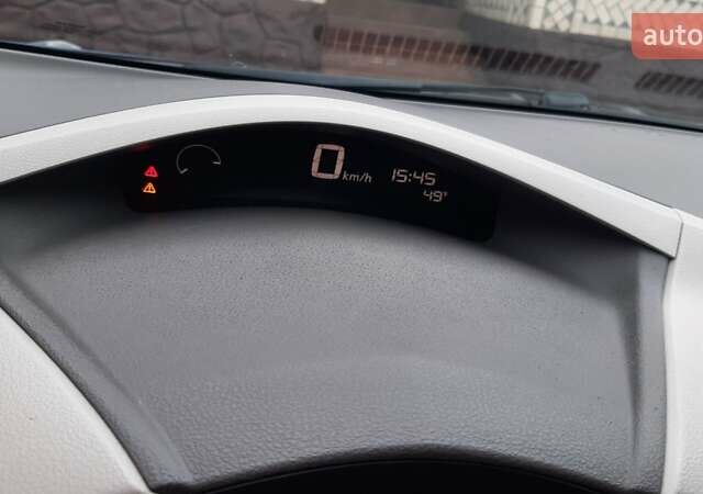 Синий Ниссан Лиф, объемом двигателя 0 л и пробегом 126 тыс. км за 4600 $, фото 14 на Automoto.ua