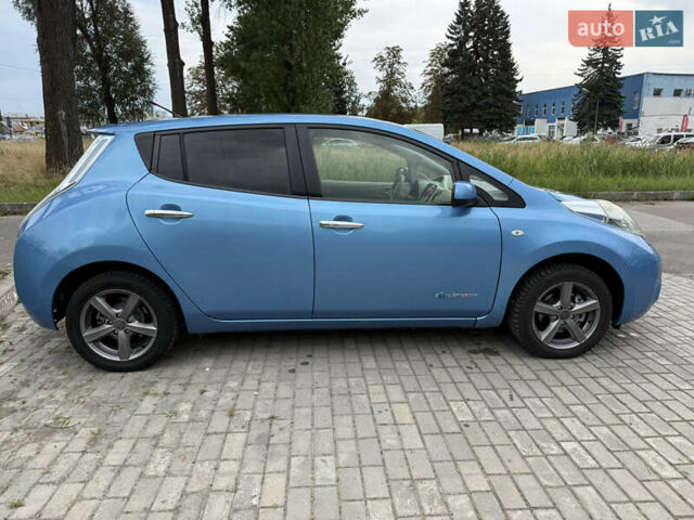 Синий Ниссан Лиф, объемом двигателя 0 л и пробегом 155 тыс. км за 4600 $, фото 5 на Automoto.ua
