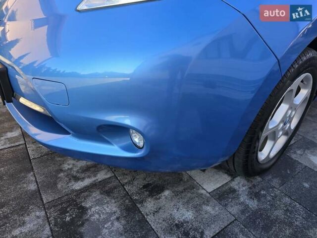 Синий Ниссан Лиф, объемом двигателя 0 л и пробегом 80 тыс. км за 4300 $, фото 34 на Automoto.ua