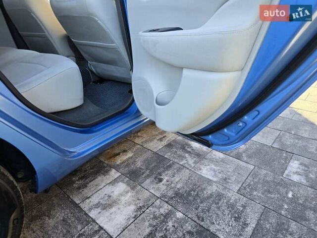 Синий Ниссан Лиф, объемом двигателя 0 л и пробегом 80 тыс. км за 4300 $, фото 29 на Automoto.ua