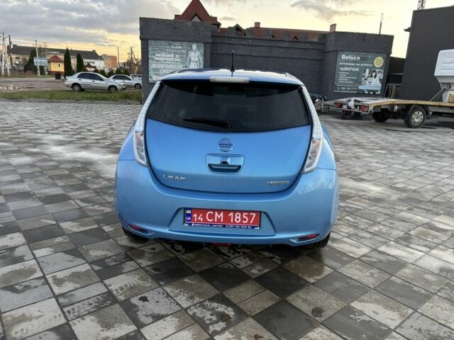 Синий Ниссан Лиф, объемом двигателя 0 л и пробегом 161 тыс. км за 5150 $, фото 5 на Automoto.ua