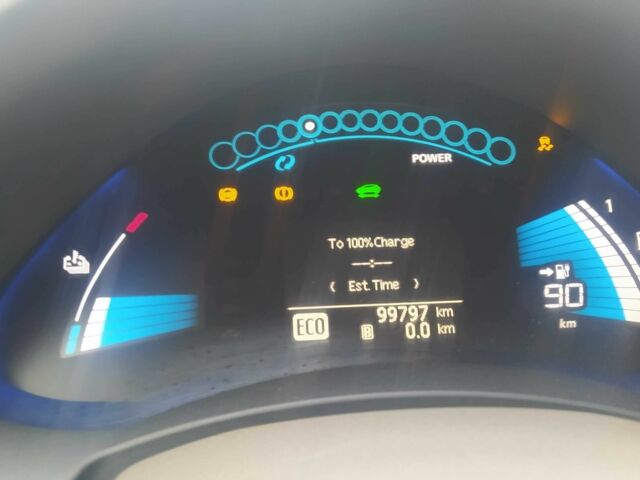 Ниссан Лиф 2011 в Млынове на Automoto.ua Синий Ниссан Лиф, объемом двигателя 1.6 л и пробегом 100 тыс. км за 3900 $, фото 16 на Automoto.ua