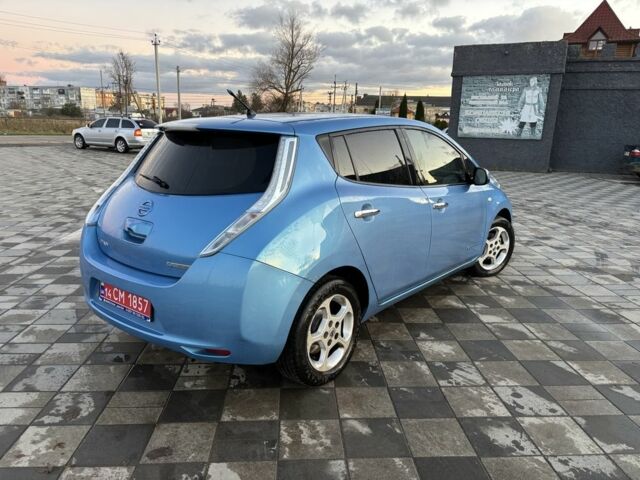 Синий Ниссан Лиф, объемом двигателя 0 л и пробегом 161 тыс. км за 5150 $, фото 4 на Automoto.ua