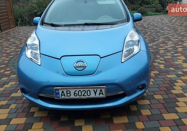 Синий Ниссан Лиф, объемом двигателя 0 л и пробегом 126 тыс. км за 4600 $, фото 18 на Automoto.ua