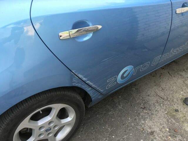 Синий Ниссан Лиф, объемом двигателя 0 л и пробегом 183 тыс. км за 12499 $, фото 6 на Automoto.ua