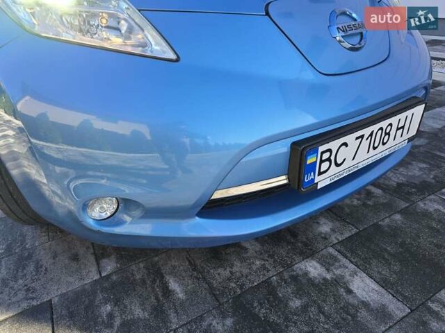Синий Ниссан Лиф, объемом двигателя 0 л и пробегом 80 тыс. км за 4300 $, фото 58 на Automoto.ua