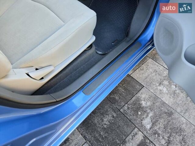 Синий Ниссан Лиф, объемом двигателя 0 л и пробегом 80 тыс. км за 4300 $, фото 26 на Automoto.ua