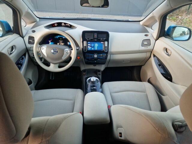 Синий Ниссан Лиф, объемом двигателя 0 л и пробегом 112 тыс. км за 5850 $, фото 15 на Automoto.ua