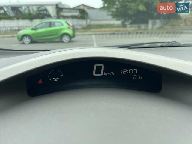 Синій Ніссан Ліф, об'ємом двигуна 0 л та пробігом 150 тис. км за 5499 $, фото 19 на Automoto.ua