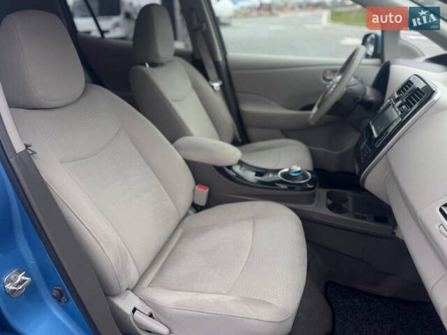 Синий Ниссан Лиф, объемом двигателя 0 л и пробегом 138 тыс. км за 4700 $, фото 34 на Automoto.ua