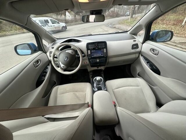 Синий Ниссан Лиф, объемом двигателя 0 л и пробегом 98 тыс. км за 4299 $, фото 15 на Automoto.ua