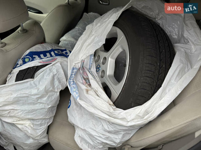 Синій Ніссан Ліф, об'ємом двигуна 0 л та пробігом 92 тис. км за 4990 $, фото 25 на Automoto.ua