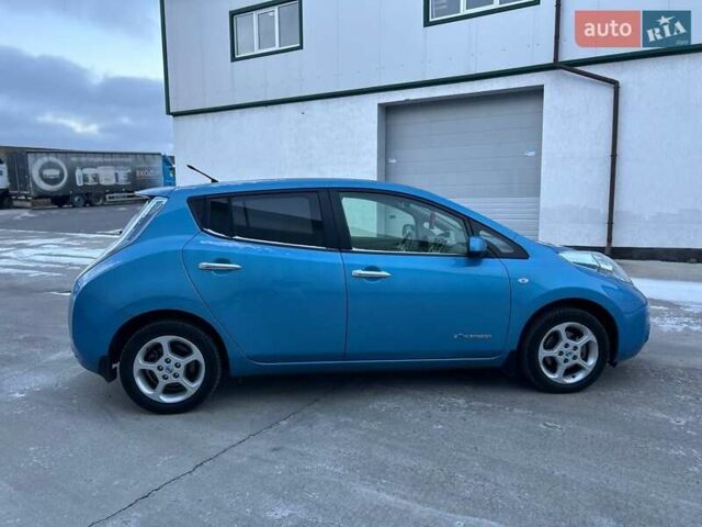 Синий Ниссан Лиф, объемом двигателя 0 л и пробегом 141 тыс. км за 4300 $, фото 3 на Automoto.ua