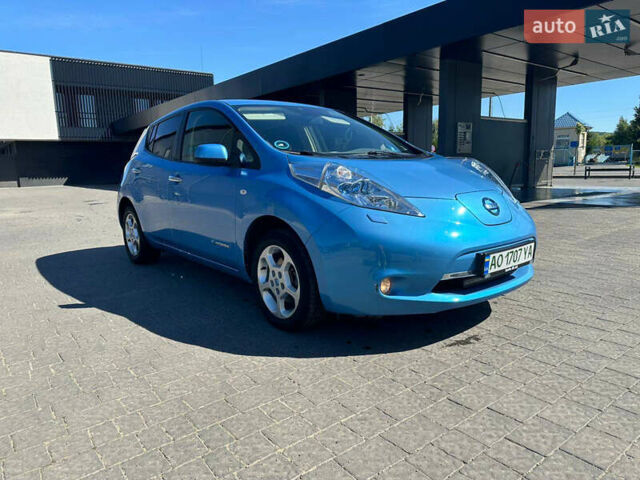 Синий Ниссан Лиф, объемом двигателя 0 л и пробегом 135 тыс. км за 5500 $, фото 2 на Automoto.ua