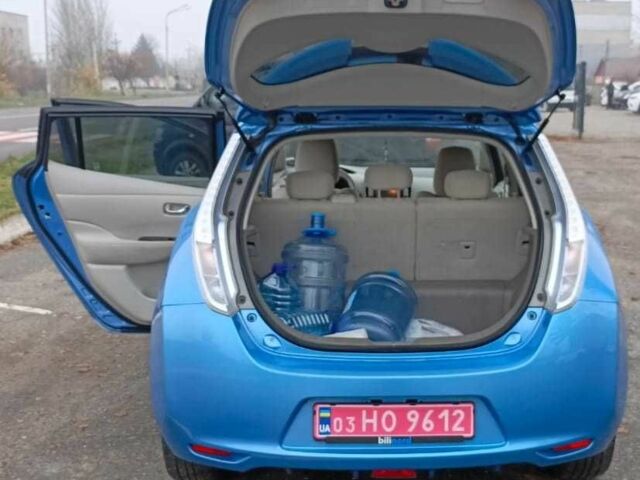 Синий Ниссан Лиф, объемом двигателя 0 л и пробегом 115 тыс. км за 5850 $, фото 7 на Automoto.ua