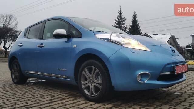 Синий Ниссан Лиф, объемом двигателя 0 л и пробегом 166 тыс. км за 5290 $, фото 4 на Automoto.ua