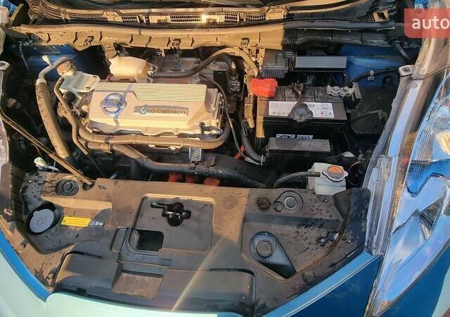 Синий Ниссан Лиф, объемом двигателя 0 л и пробегом 149 тыс. км за 7500 $, фото 2 на Automoto.ua