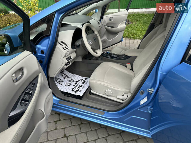 Синій Ніссан Ліф, об'ємом двигуна 0 л та пробігом 63 тис. км за 5500 $, фото 28 на Automoto.ua