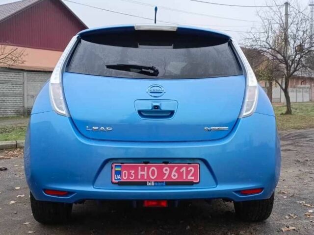 Синий Ниссан Лиф, объемом двигателя 0 л и пробегом 115 тыс. км за 5850 $, фото 8 на Automoto.ua