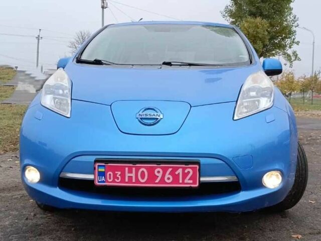 Синий Ниссан Лиф, объемом двигателя 0 л и пробегом 115 тыс. км за 5850 $, фото 1 на Automoto.ua