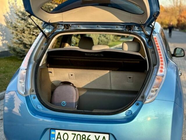 Синій Ніссан Ліф, об'ємом двигуна 0 л та пробігом 210 тис. км за 4600 $, фото 2 на Automoto.ua