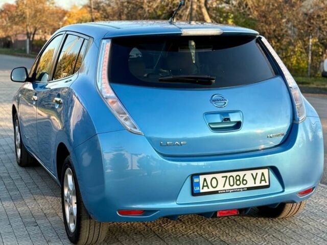 Синій Ніссан Ліф, об'ємом двигуна 0 л та пробігом 210 тис. км за 4600 $, фото 3 на Automoto.ua