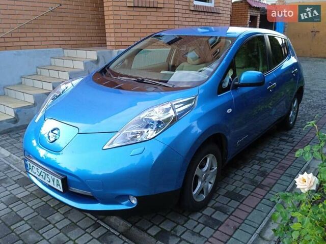 Синий Ниссан Лиф, объемом двигателя 0 л и пробегом 93 тыс. км за 5650 $, фото 5 на Automoto.ua