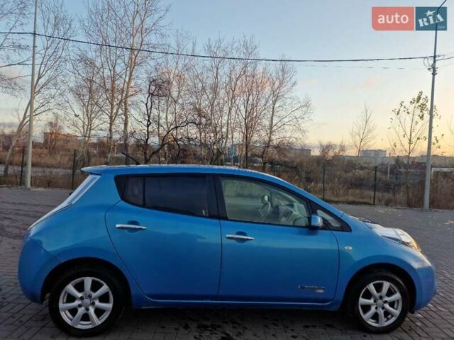 Синий Ниссан Лиф, объемом двигателя 0 л и пробегом 112 тыс. км за 5850 $, фото 8 на Automoto.ua