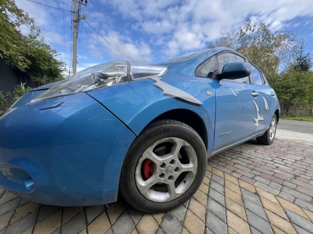 Синій Ніссан Ліф, об'ємом двигуна 0 л та пробігом 150 тис. км за 5616 $, фото 4 на Automoto.ua