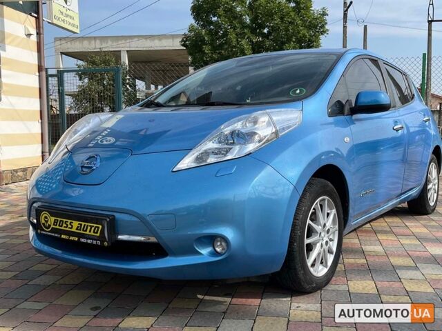 Синій Ніссан Ліф, об'ємом двигуна 25 л та пробігом 135 тис. км за 6400 $, фото 2 на Automoto.ua