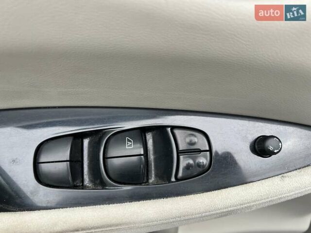 Синій Ніссан Ліф, об'ємом двигуна 0 л та пробігом 150 тис. км за 5499 $, фото 14 на Automoto.ua