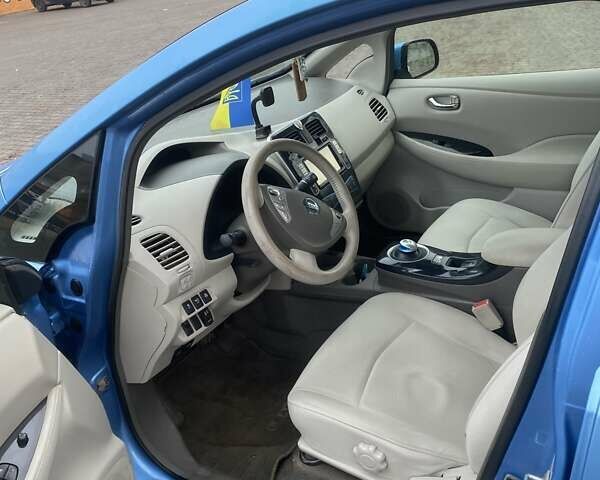 Синій Ніссан Ліф, об'ємом двигуна 0 л та пробігом 99 тис. км за 3700 $, фото 9 на Automoto.ua