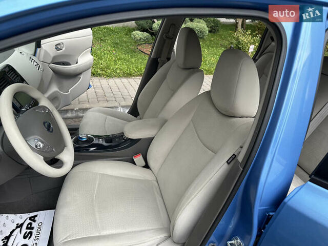 Синій Ніссан Ліф, об'ємом двигуна 0 л та пробігом 63 тис. км за 5500 $, фото 26 на Automoto.ua