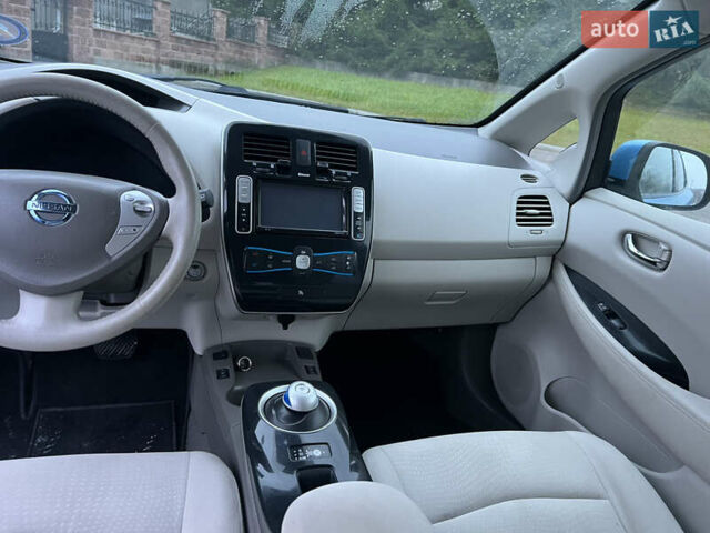 Синій Ніссан Ліф, об'ємом двигуна 0 л та пробігом 160 тис. км за 4600 $, фото 9 на Automoto.ua
