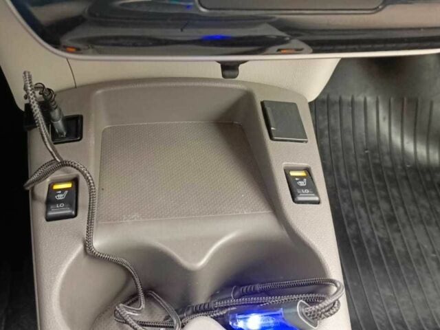 Синий Ниссан Лиф, объемом двигателя 0 л и пробегом 115 тыс. км за 5850 $, фото 18 на Automoto.ua