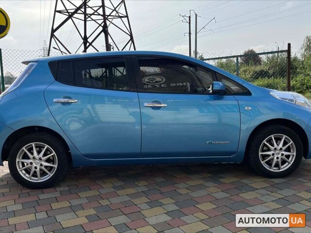 Синій Ніссан Ліф, об'ємом двигуна 25 л та пробігом 135 тис. км за 6400 $, фото 7 на Automoto.ua