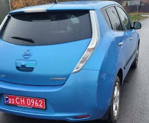 Синий Ниссан Лиф, объемом двигателя 0 л и пробегом 100 тыс. км за 3600 $, фото 7 на Automoto.ua